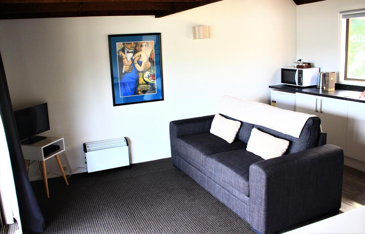 Duvauchelle Seaside Motel Extérieur photo